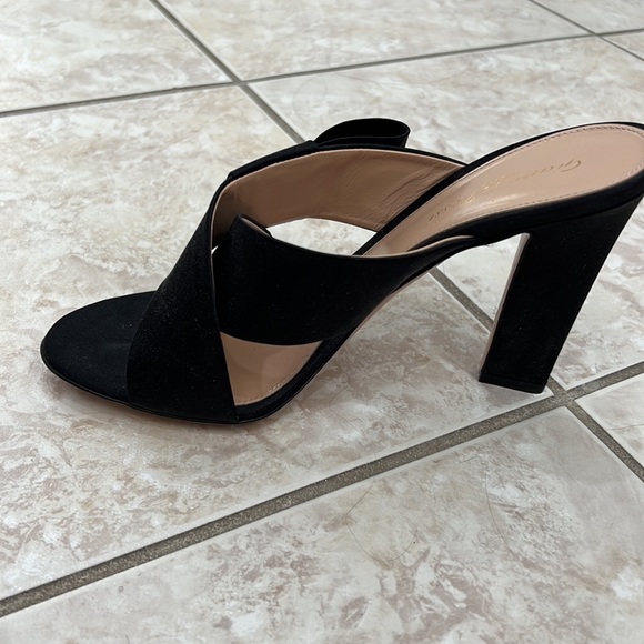 NEW Gianvitto Rossi BLACK Bow Mule Heeled Sandals - Picture 13 of 16